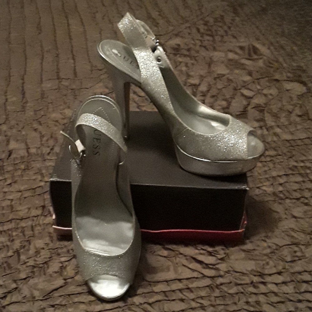 Shoes - Picture 3 of 3